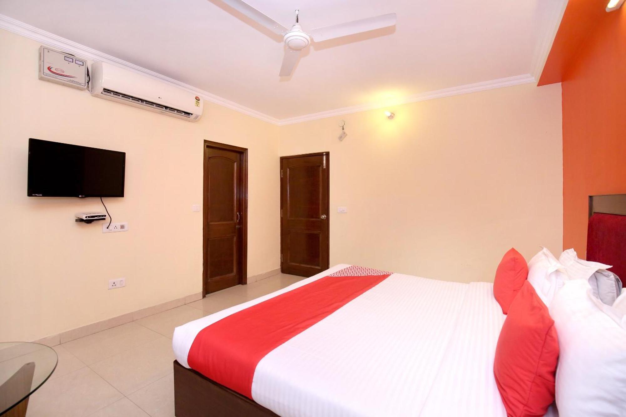 Oyo Hotel Ranvir Prime Jalandhar Exterior photo