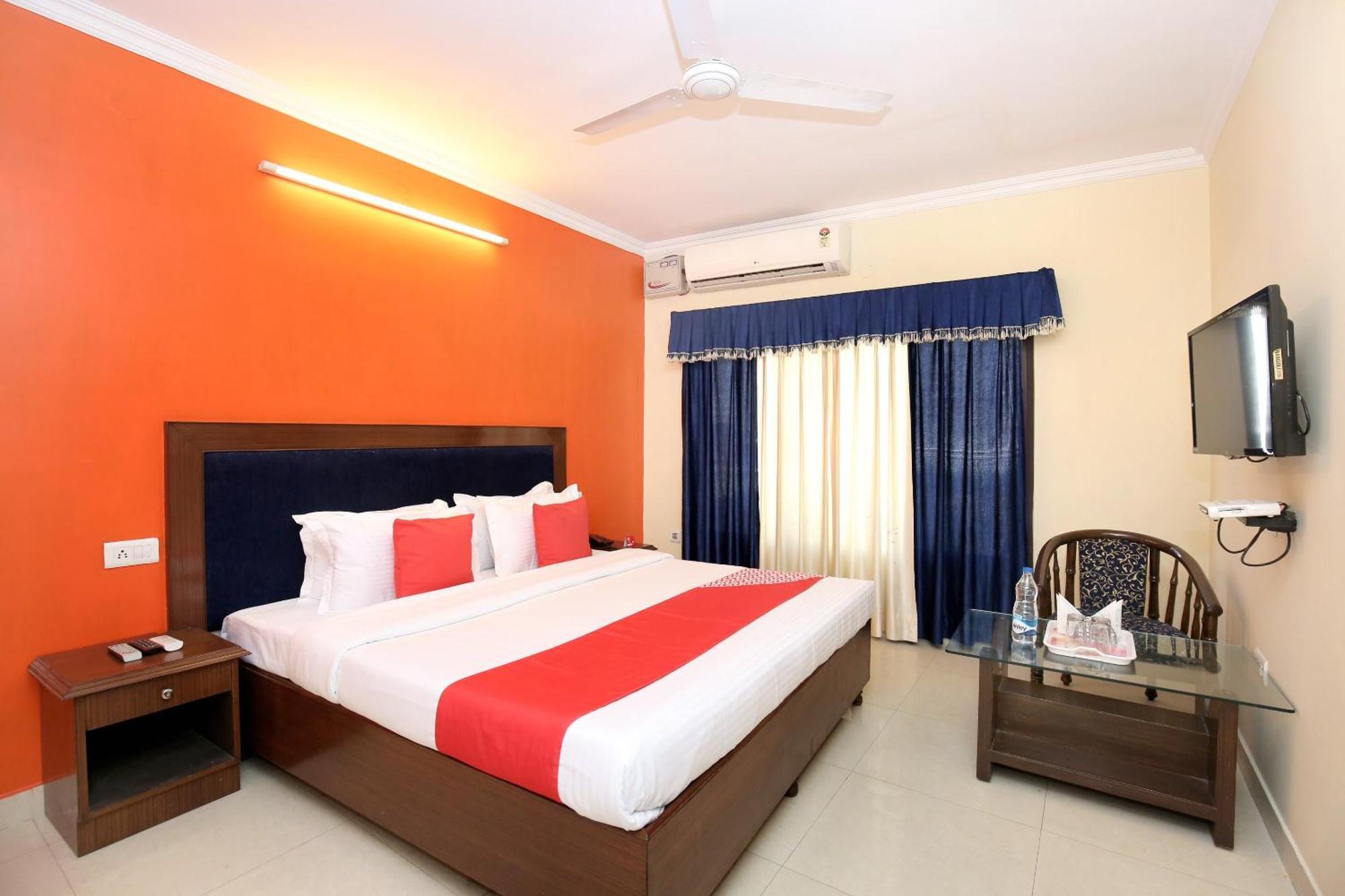 Oyo Hotel Ranvir Prime Jalandhar Exterior photo